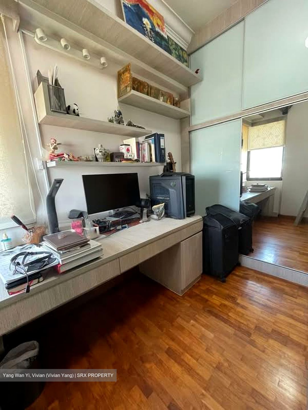 Simsville (D14), Condominium #551193161